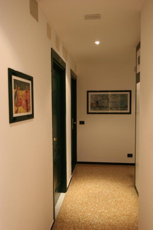 Albergo Adriana チェッレ・リーグレ エクステリア 写真