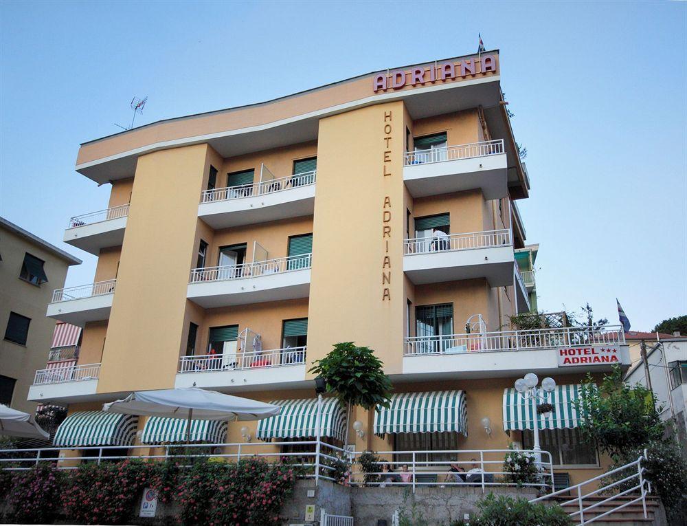 Albergo Adriana チェッレ・リーグレ エクステリア 写真
